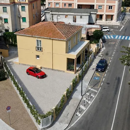 Pensionat Smeralda 3*